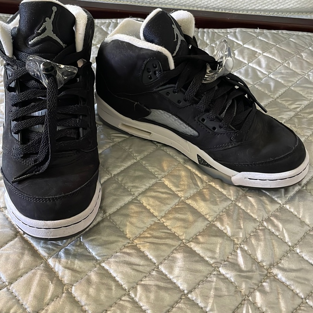 Jordan Retro 5 Oreo Grade School Size 4